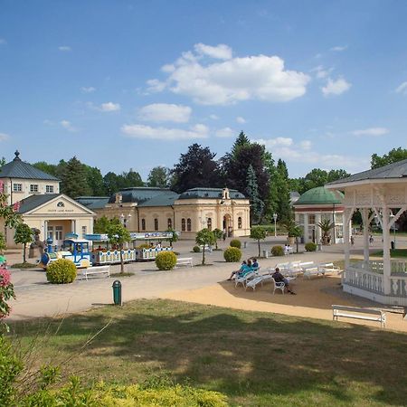 Pension Relax U Komina Frantiskovy Lazne Exterior photo